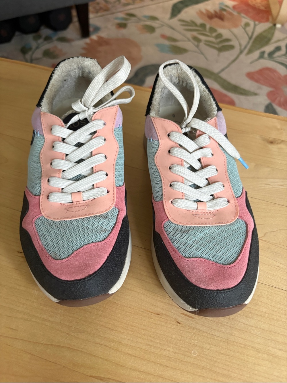 Taos Detour Retro Multi Women's Pink & Blue Colorblock Sneakers
